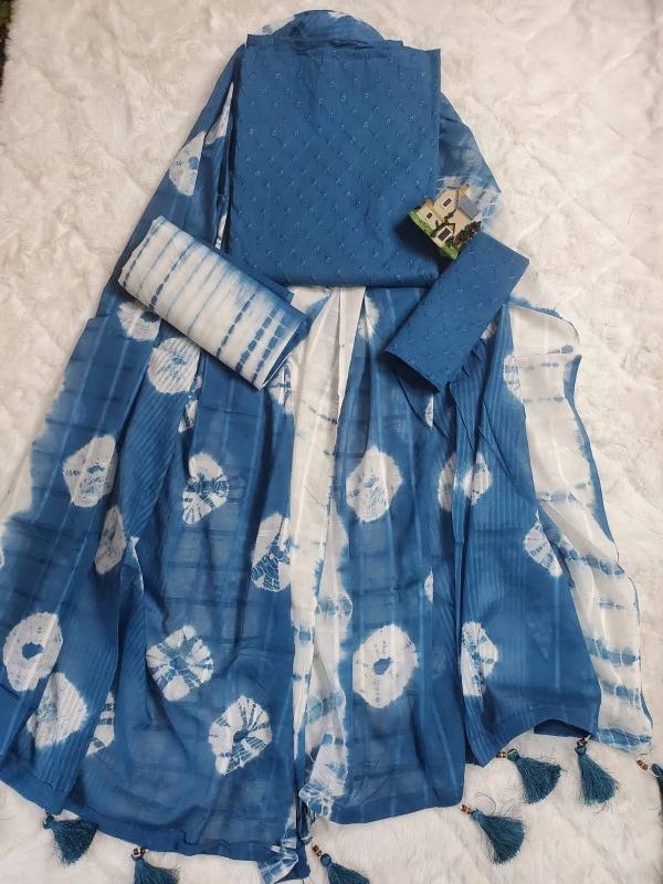 Premium Chickenkari Batik Unstitched 3-Piece Dress with 5-Haat Namazi DupattaSea Green & White – Deep Blue & White