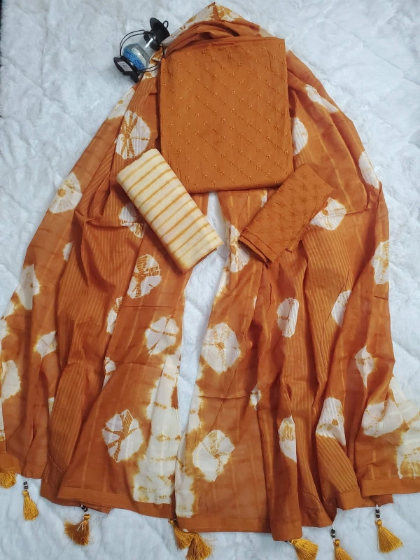 Premium Chickenkari Batik Unstitched 3-Piece Dress with 5-Haat Namazi Dupatta – Rustic Brown & White